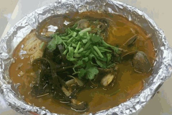 斟知己酸菜鱼花甲粉